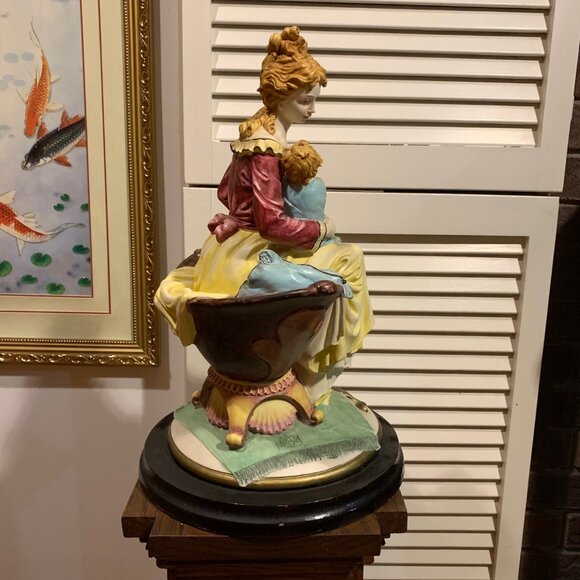 Vintage Valentino by Miriam 16” Mother and Child Figurine Status Wooden Base - Picture 8 of 12
